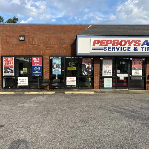 Auto service storefront